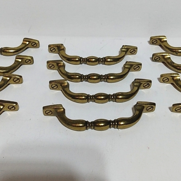 Keeler Brass Company Vintage brass handles set of 12 - Picture 5 of 11